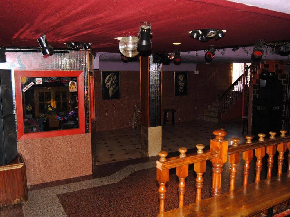 西扎酒店 布龙查莱斯 外观 照片